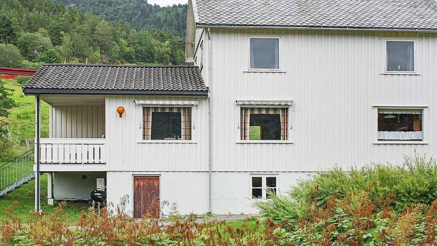 Ferienhaus für 8 Personen, mit Terrasse und Ausblick in Vågland