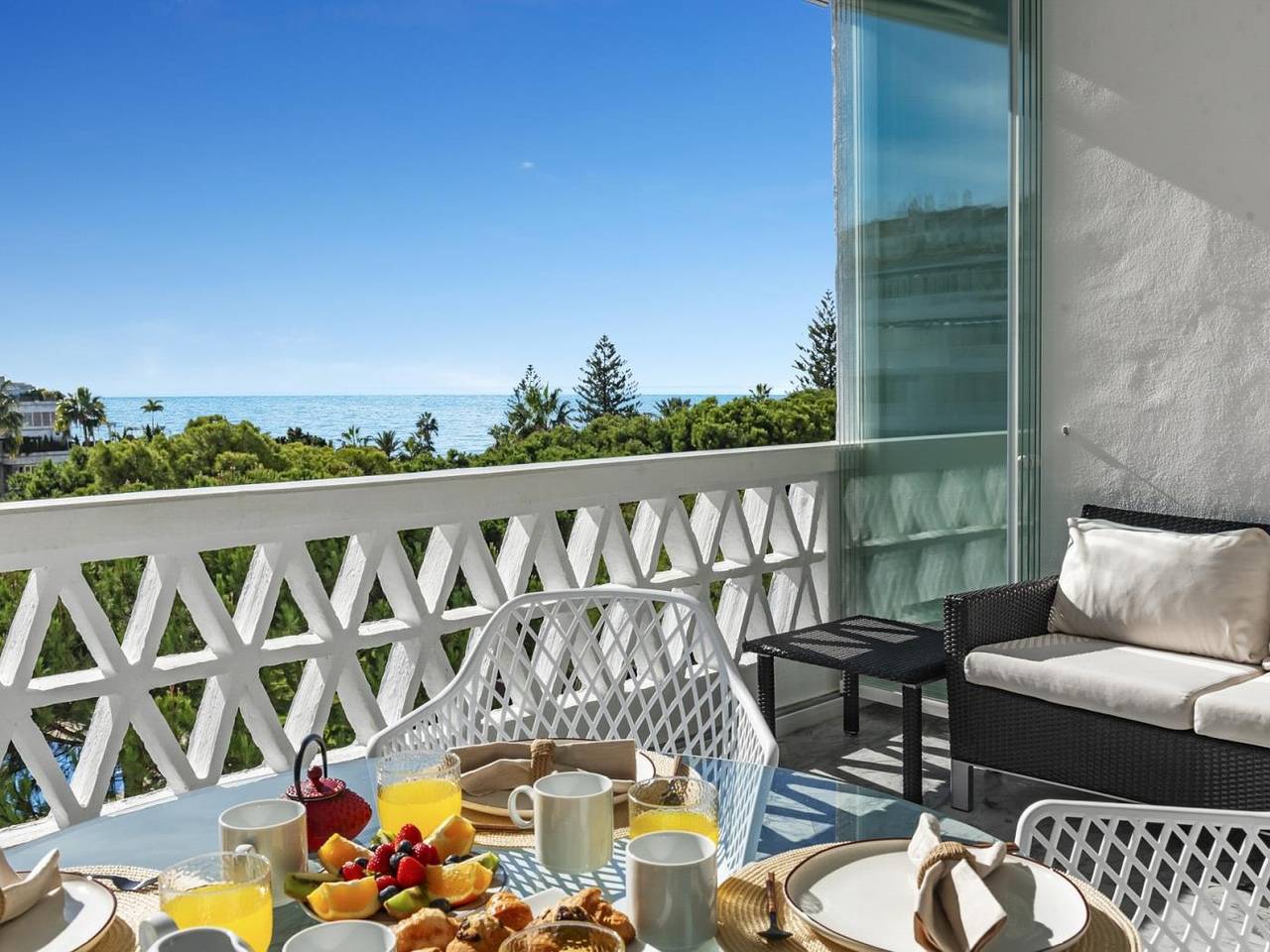 Entire holiday apartment, Apartment in Playas del Duque for 4 people| Casa Sevilla 413 in Medina Gardens, Marbella