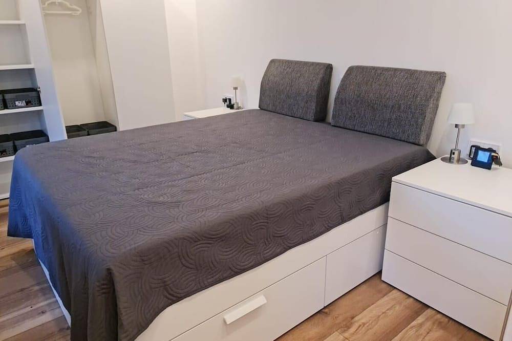 Ganze Wohnung, Parkvilla Bad Sassendorf mit 3 Schlafzimmern und Terrasse in Bad Sassendorf, Kreis Soest