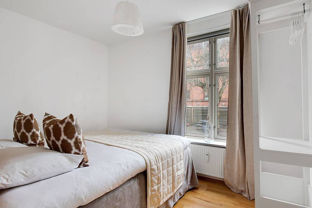 Ganze Wohnung, Constantin - Schickes Apartment mit 2 Schlafzimmern und Balkon in Frederiksberg, Kopenhagen