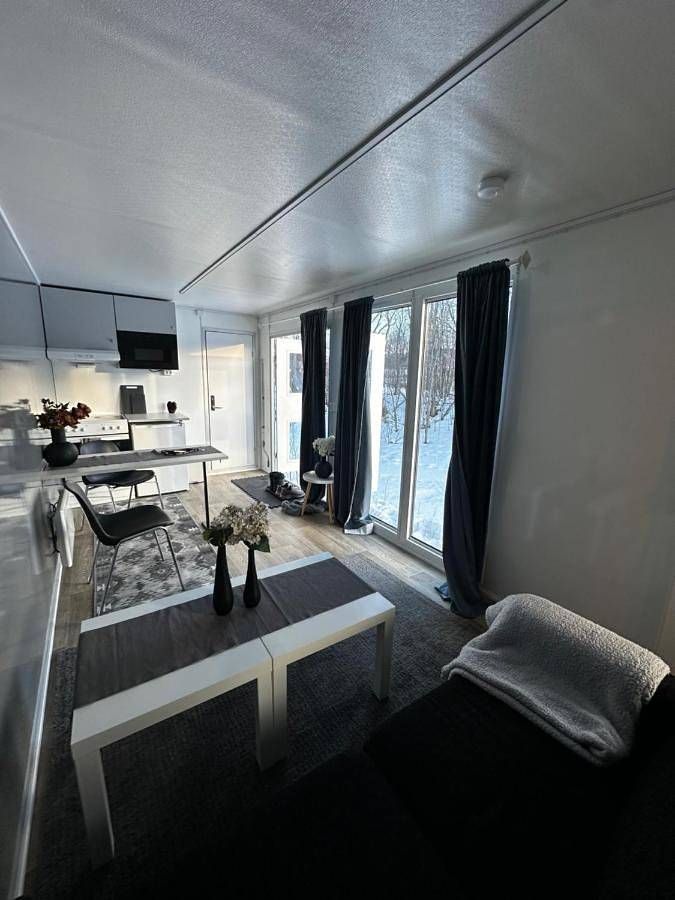 Camping for 3 personer, med Terrasse og Hage i Finnmark