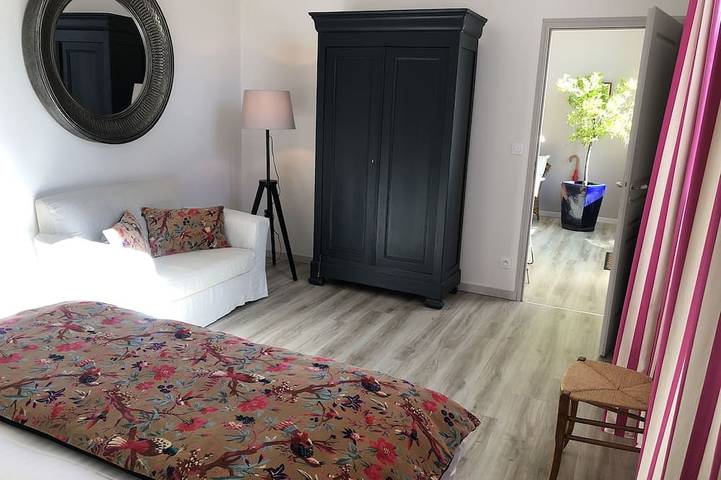 Gîte  Appartement Le Bonheur de Ronsard in Beaumont-en-Véron, Vallée de la Loire