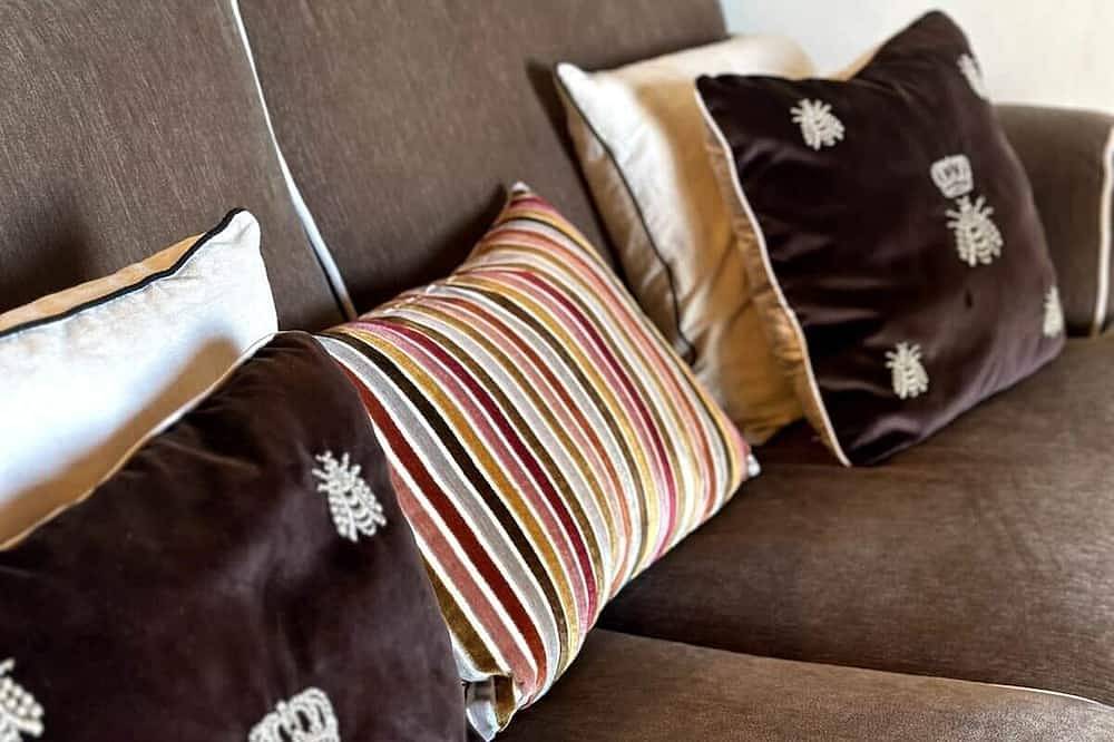 Ganze Wohnung, Elegant Penthouse Apartment  with Panoramic Views in Todi, Perugia Provinz