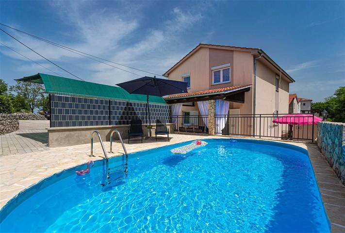 Appartement de vacances pour 8 personnes, avec piscine, animaux acceptés - 1
