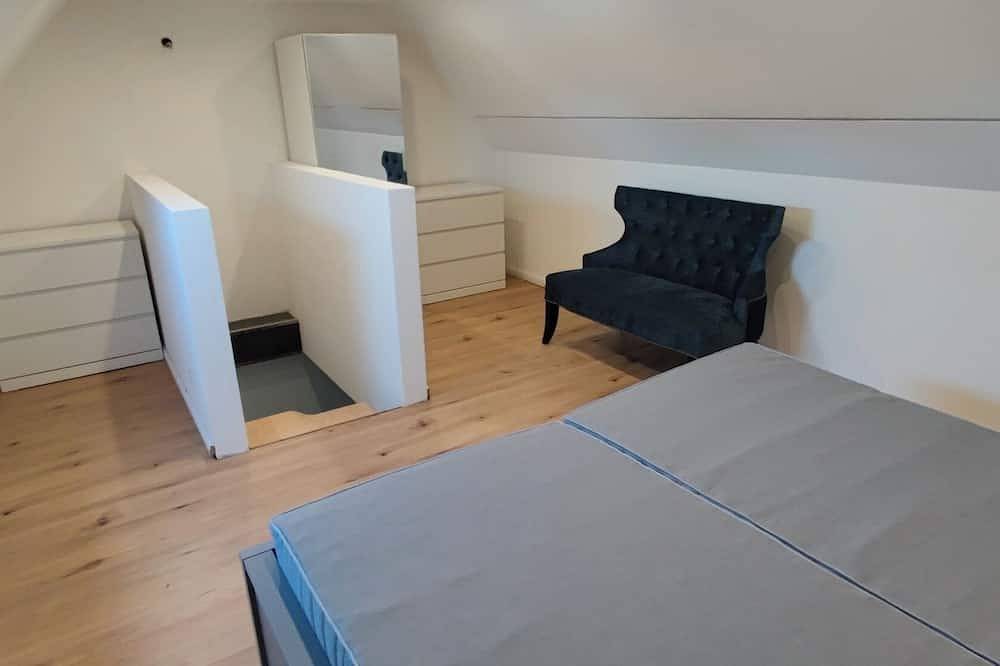 Ganze Wohnung, Ferienwohnung Eisgeliebt (60qm) mit einem Schlafzimmer in Schweinfurt, Fränkisches Weinland