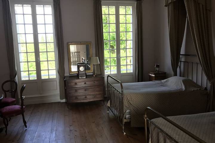 Location de vacances pour 15 personnes, avec jardin à Saint-Savinien - 4