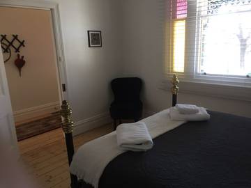 Guesthouse for 6 People in City of Greater Bendigo, Victoria, Photo 3