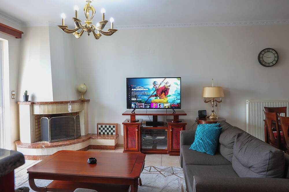 Ganze Wohnung, Spartan 5th floor Apartment in Sparta, Peloponnes