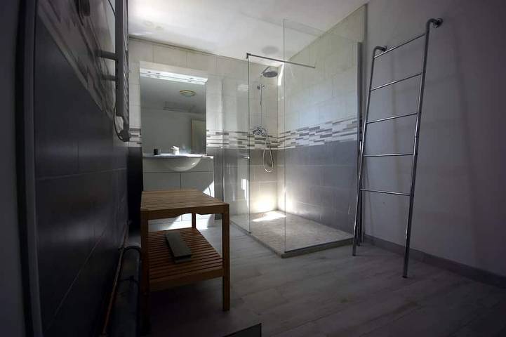 Gîte pour 4 personnes, avec jardin et terrasse dans le Luberon - 3