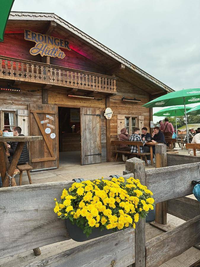 Camping für 3 Personen, mit Terrasse in Bayern - 2