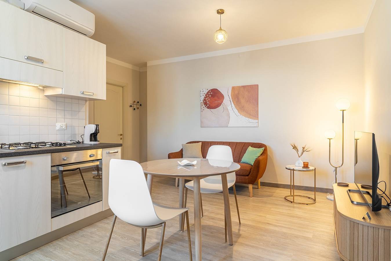 „Non Per Caso“ – Elegantes Design & Privater Parkplatz in Lucca, Lucca Provinz
