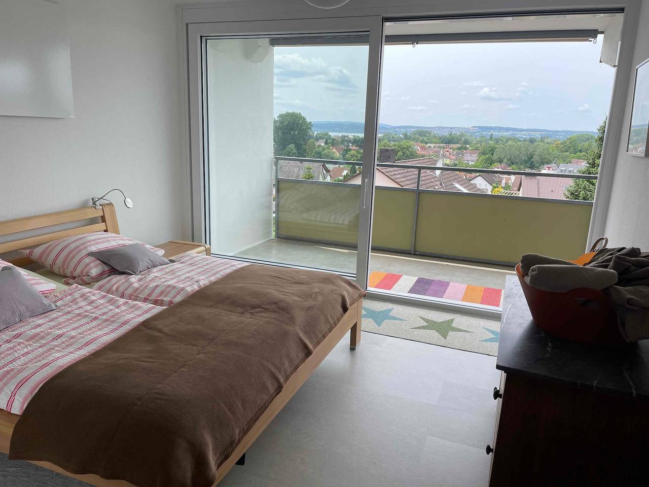 Ganze Wohnung, Ferienwohnung 'Guck Zum Bodensee' mit Seeblick, Balkon und Wi-Fi in Oberuhldingen, Uhldingen-Mühlhofen