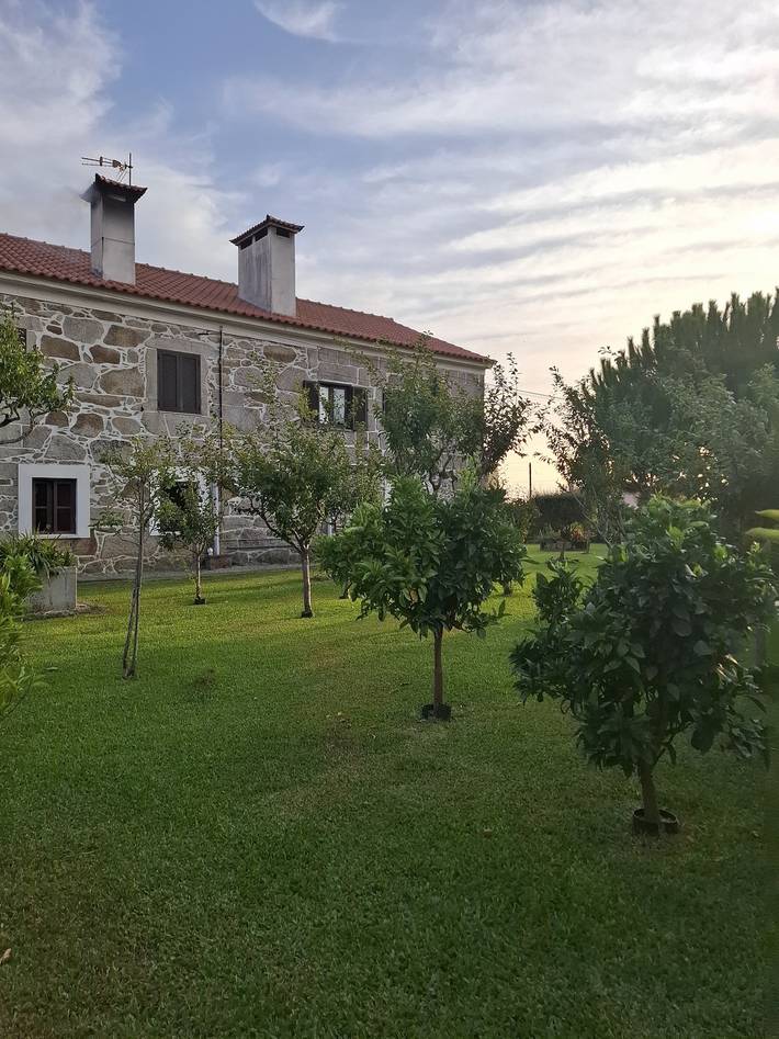 Gîte pour 6 personnes, avec balcon et jardin dans Marinhas - 2