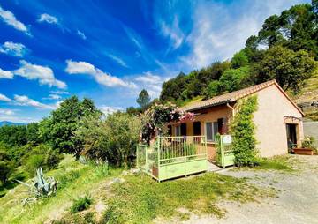 Chambre d’hôte pour 2 personnes, avec jardin et terrasse, animaux acceptés à Vals-les-Bains