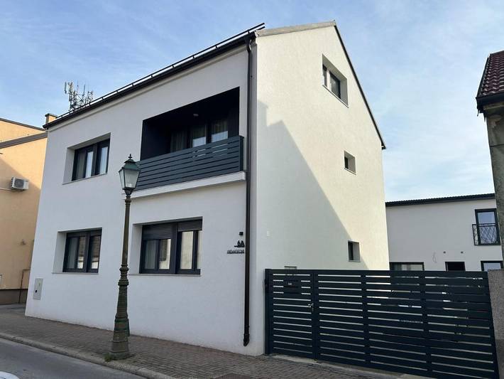 Ferienwohnung für 3 Personen, mit Terrasse und Ausblick