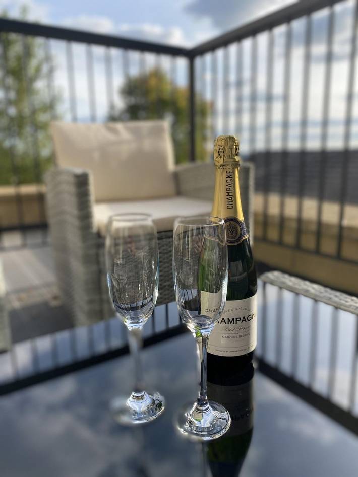 Vacation rental for 4 people, with yard and balcony in Bath