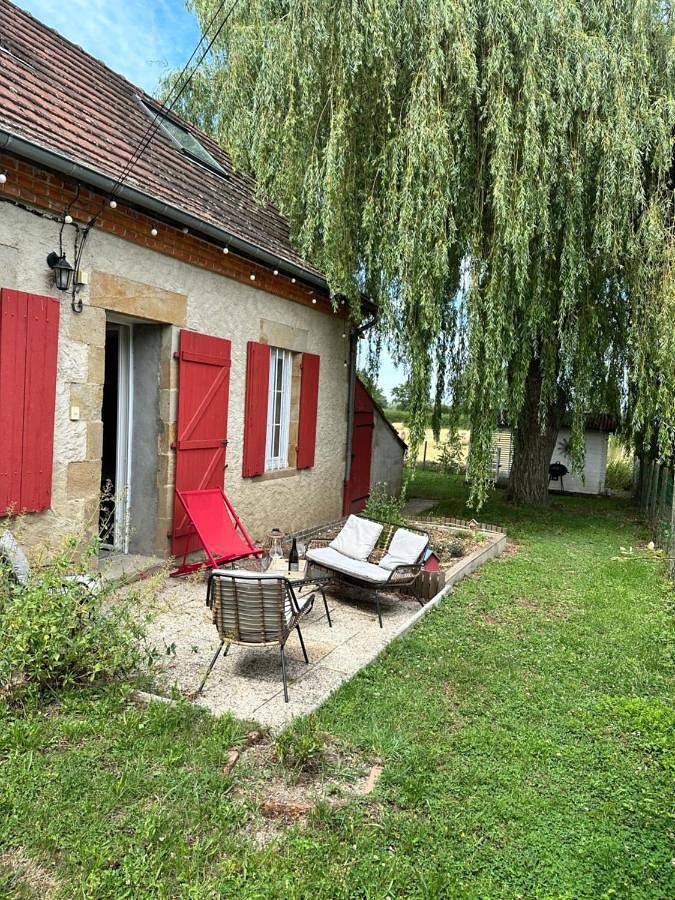 Location de vacances pour 5 personnes, avec vue et jardin à Neuvy - 4