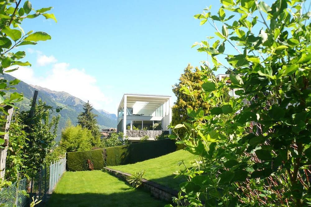 Appartamento intero, Die Villa Alvarium ist ein Moderner Bau im Bauhaus Stil in Schenna in Scena, Alpi Sarentine