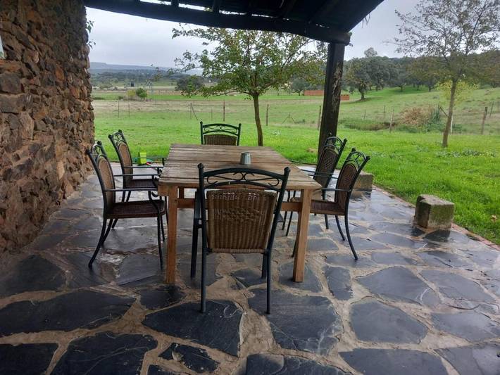 Hotel para 10 personas, con vistas y jardín además de vistas al lago y piscina en Las Villuercas - 4