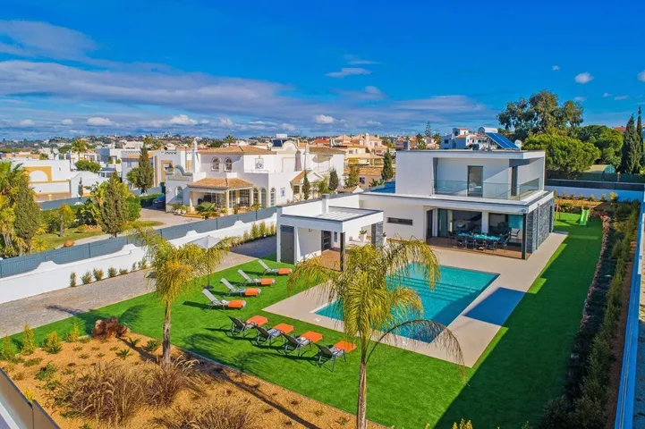 Villa in Albufeira e Olhos de Água, Distrito de Faro