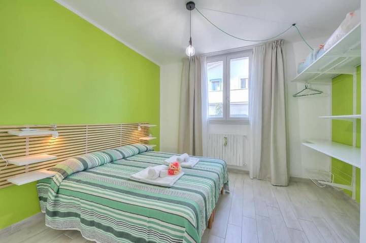Ganze Wohnung, Gioia Sul Garda, App. 1 Grün: eine entspannende Ecke in Peschiera del Garda, Gardasee-Berge
