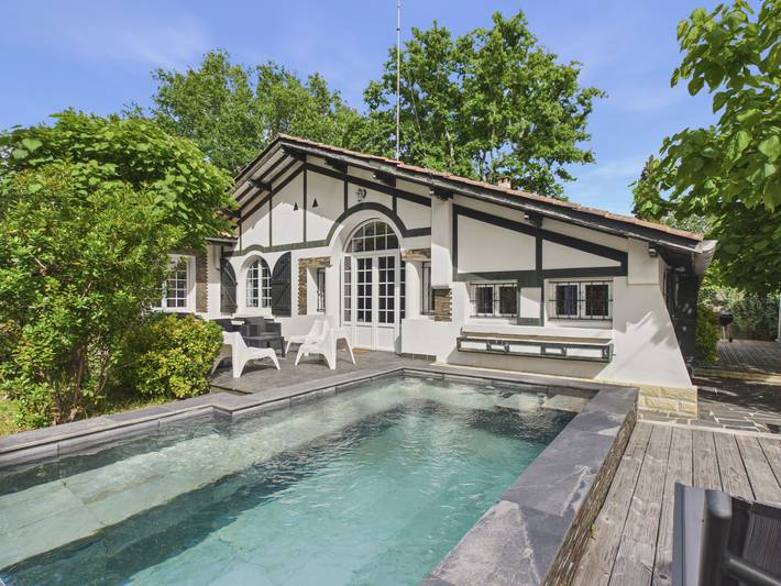 Casa de vacaciones para 8 personas, con piscina además de terraza y jardín - 1