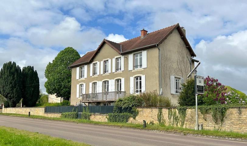 Cottage pour 2 personnes, avec jardin et vue, animaux acceptés dans Coulmier-le-Sec
