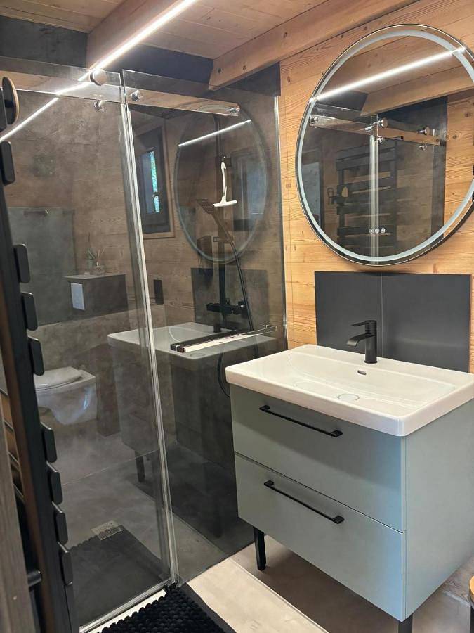 Chalet Canopéa 28 m2 au Domaine Collinéa in Bathernay, Région de Valence