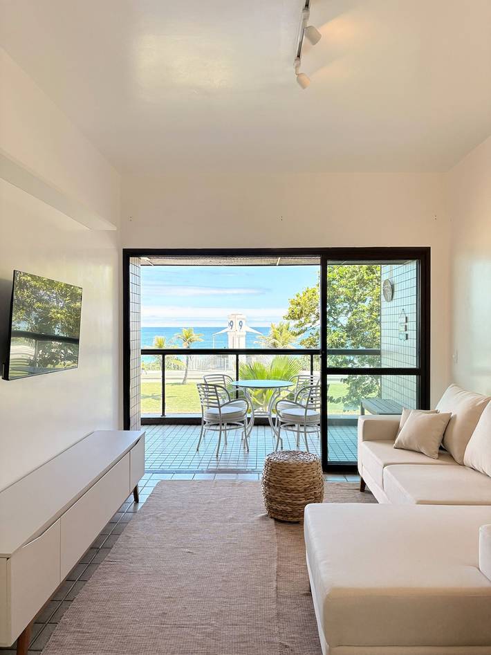 Casas e apartamentos de temporada para 4 pessoas, com piscina e balcão no Recreio (RJ)