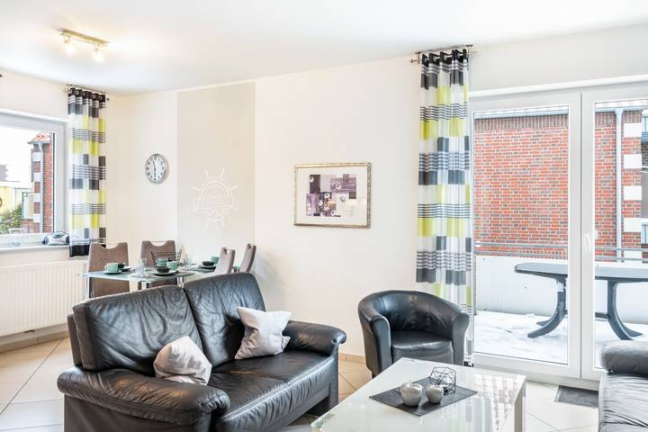Ganze Wohnung, Ferienwohnung mit Balkon und Wlan in Horumersiel, Wangerland