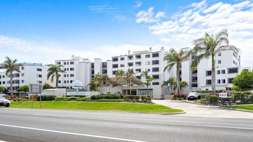 Holiday letting for 6 people, with balcony/terrace and pool in Mudjimba