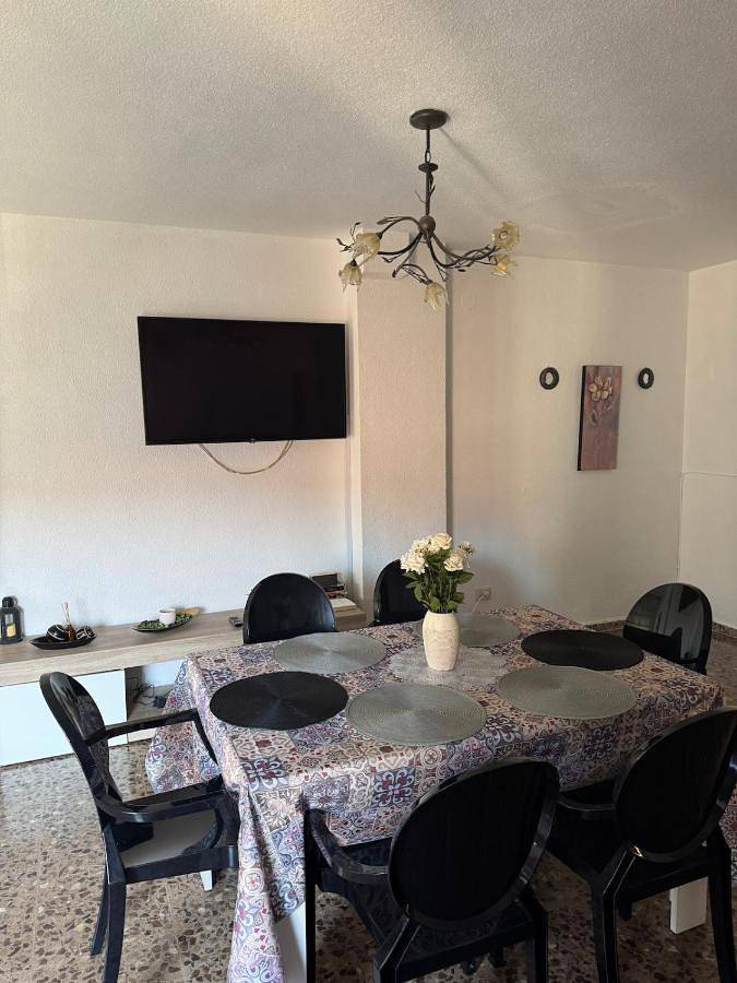 Apartamento de vacaciones para 6 personas, con vistas y balcón - 1