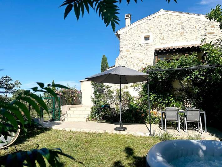 Location de vacances pour 4 personnes, avec vue et jardin, animaux acceptés à Saint-Marcel-d'Ardèche - 4