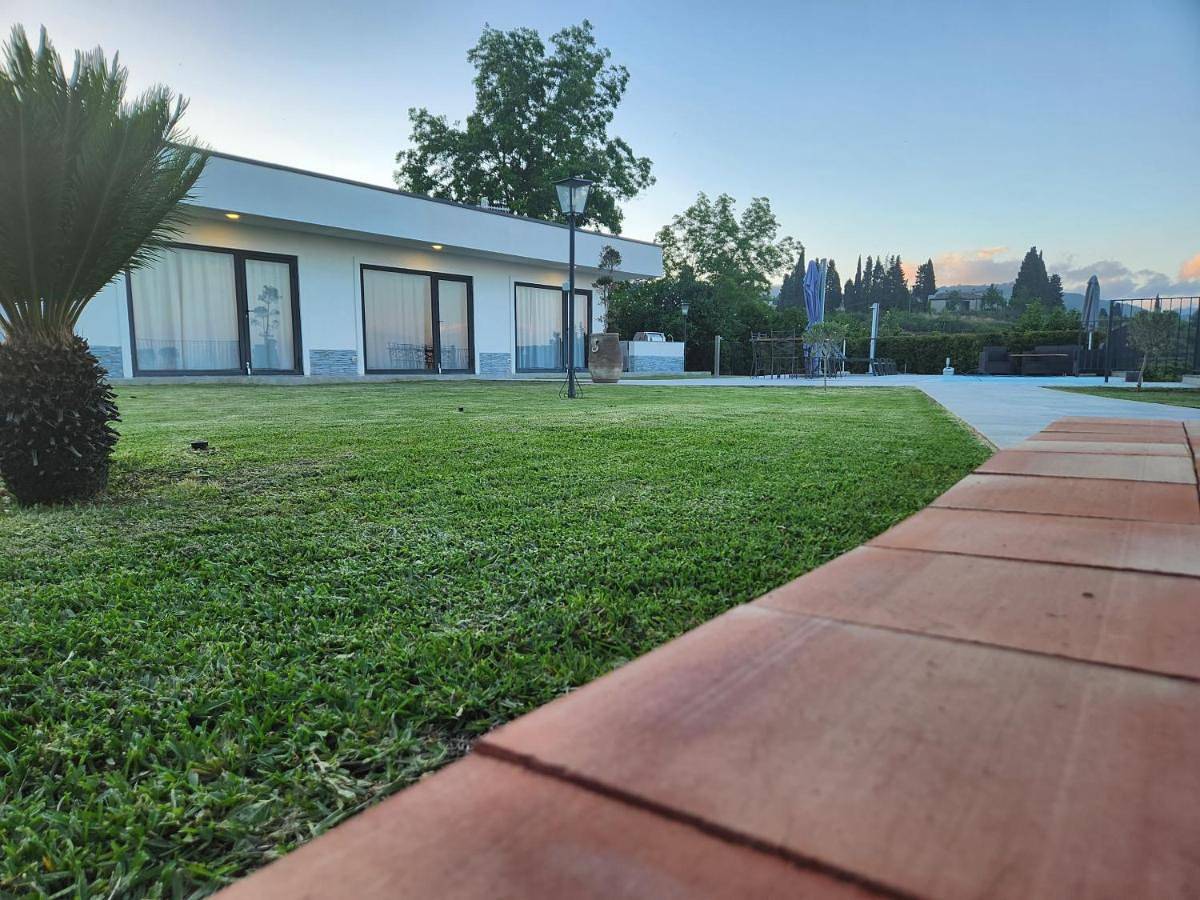 Open Land Holiday Suite in Fiumefreddo di Sicilia, Ätna