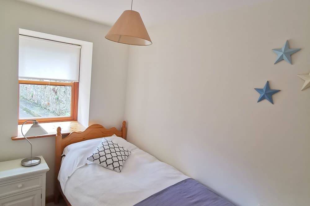 Beautifully Restored Coach House In Woodlands Overlooking the Suir Estuary in County Waterford