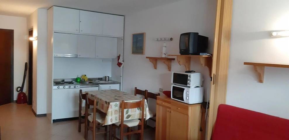 Gîte pour 4 personnes, avec Terrasse ainsi que Jardin et Vue dans Passo Del Tonale - 3