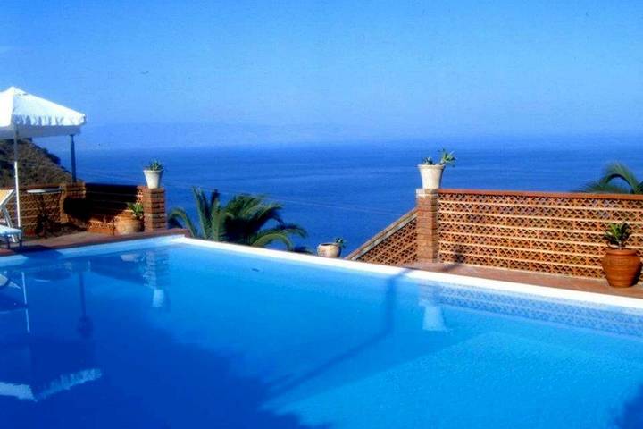Villa pour 7 personnes, avec vue ainsi que piscine et jardin à Taormina - 4