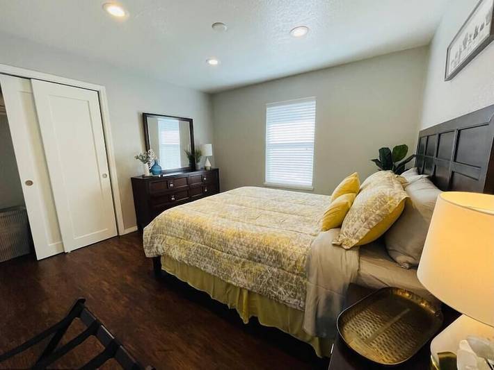 Vacation rental for 4 people, with pool in Norman