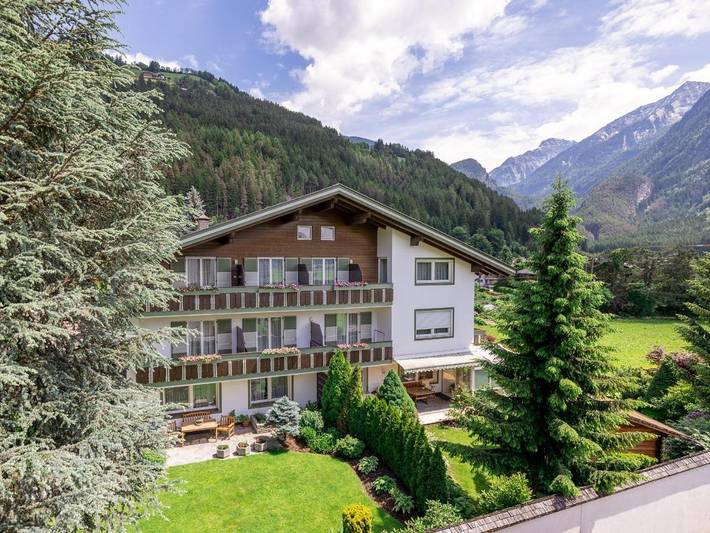 B&B für 2 Personen, mit Whirlpool und Sauna sowie Garten in