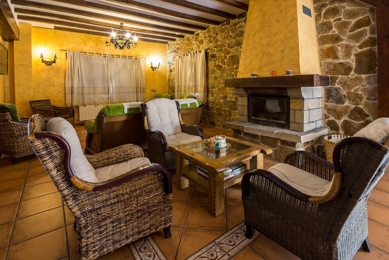 Chambre Double avec vue sur la montagne, jardin partagé et Wi-Fi in Karrantza Harana, Chaîne Cantabrique