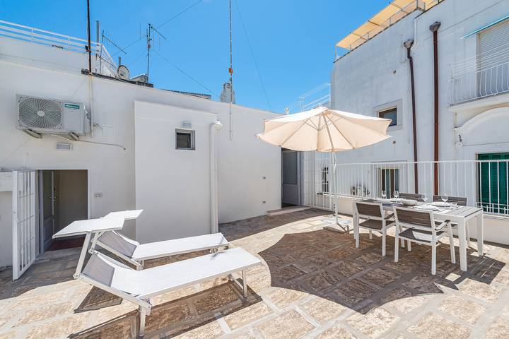 Gîte pour 4 personnes, avec terrasse, adapté aux familles à Monopoli - 2