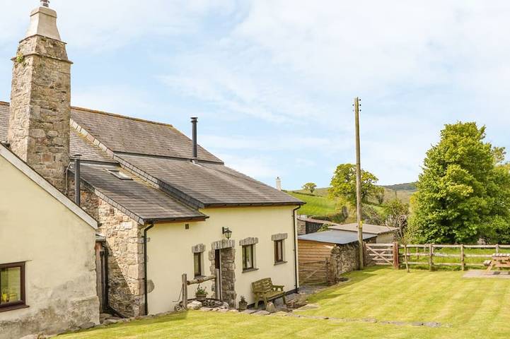 Cottage for 4 people, with Terrace and Garden in Ashburton