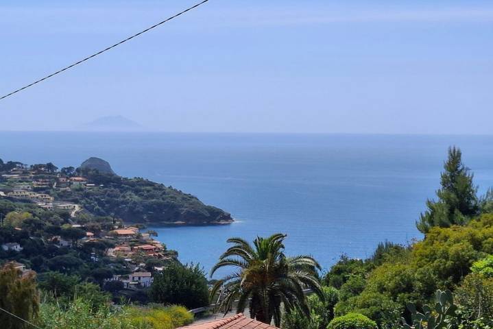 Ferienwohnung für 5 Personen, mit Meerblick und Balkon/Terrasse in Morcone (Capoliveri)