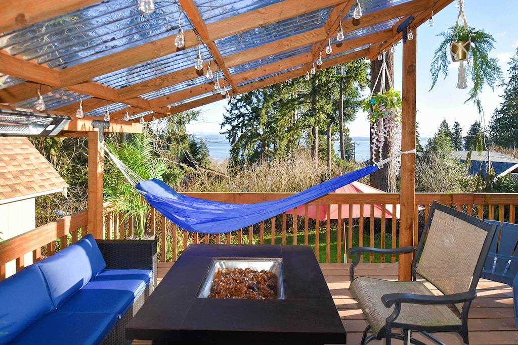Unique Camano Cabin w/ Mountain + Water Views in Camano
