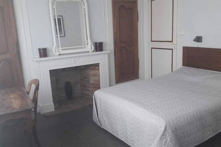 Gîte pour 5 personnes, avec terrasse et jardin dans Plage du Port-Vieux - 2