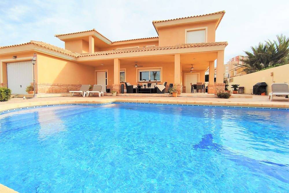 Villa de luxe avec 4 chambres à seulement 300 mètres de la plage in San Javier, Costa Cálida