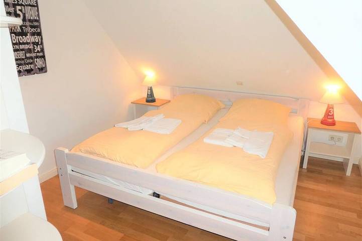 Ganze Wohnung, Lüttje Fischerhuus - Ferienhaus Lüttje Fischerhuus: 400 m zum Strand, Terrasse & in Nordfriesische Inseln (Schleswig-Holstein) (Schleswig-Holstein), Wyk auf Föhr