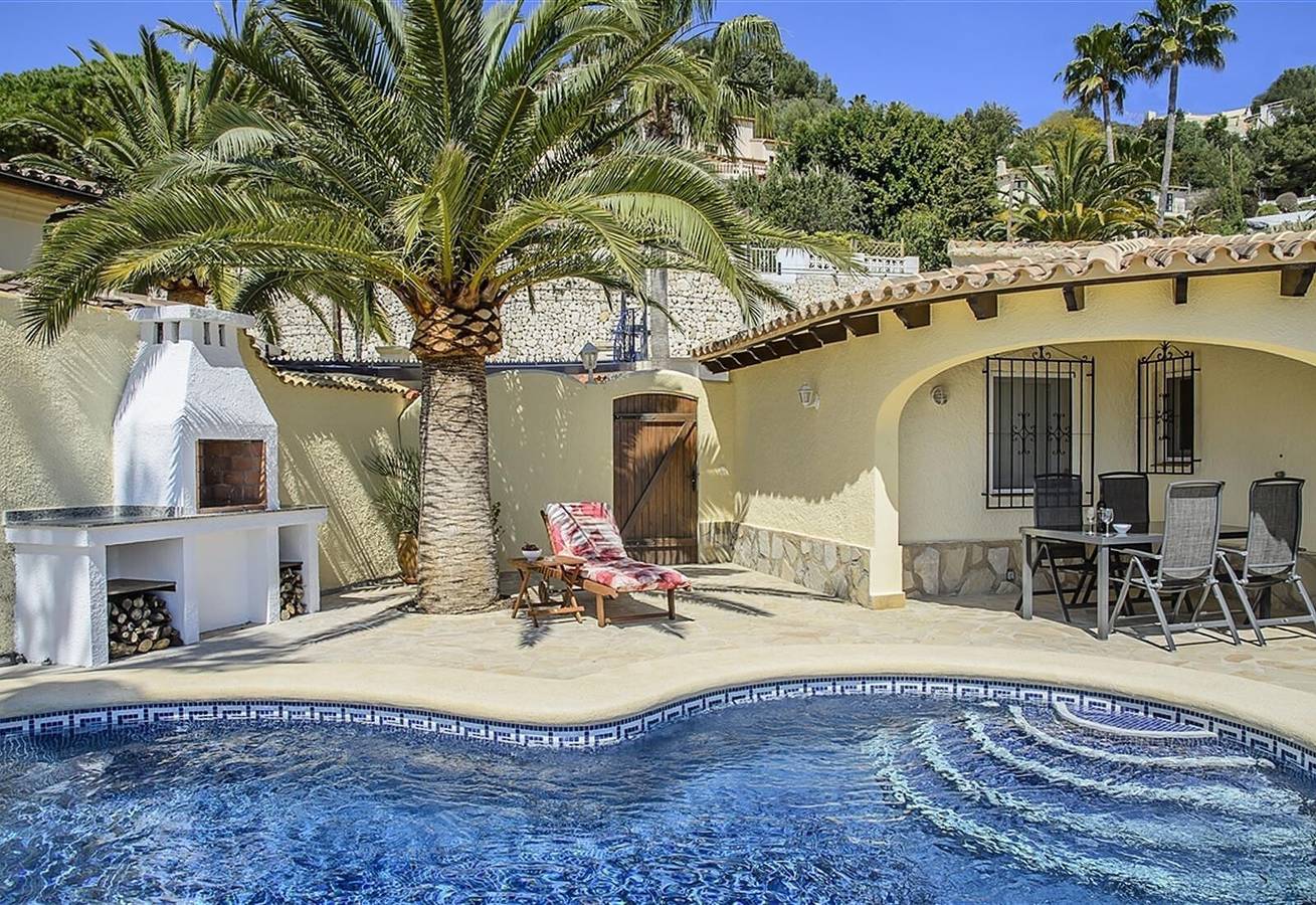 Villa 'La Vista' con vistas al mar, Wi-Fi y aire acondicionado in Benimeit, Teulada