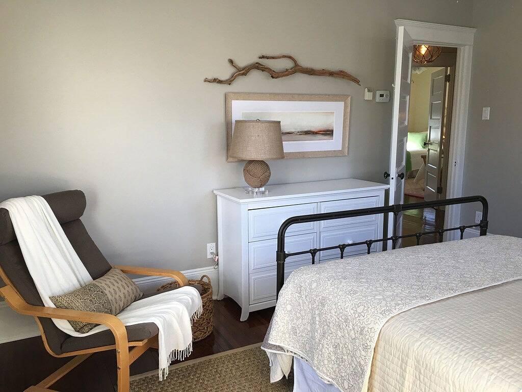 Klassischer Bayheader mit moderner Ausstattung. Schritte zum Strand! Herbst Verfügbarkeit. in Bay Head, Ocean County