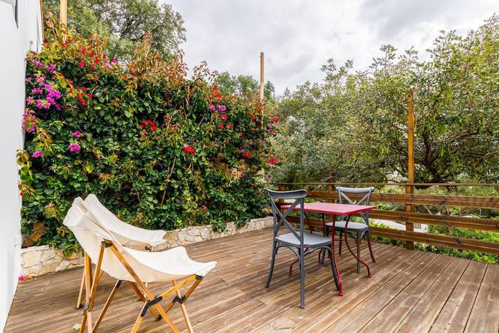 Gîte pour 3 personnes, avec terrasse dans Portinho da Arrábida
